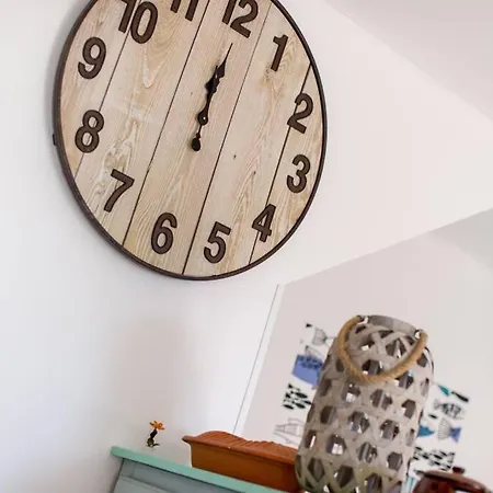 New Fishermans House Seaside, Air Conditioning & Wi-fi * Bordighera