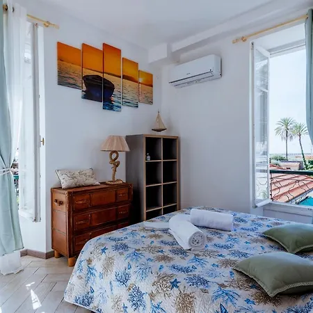 Holiday home New Fishermans House Seaside, Air Conditioning & Wi-fi