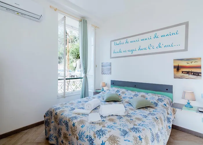 Vakantiehuis New Fishermans House Seaside, Air Conditioning & Wi-fi *